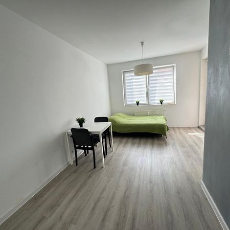 Ferienwohnung Apartament Katowicka Posen Exterior foto